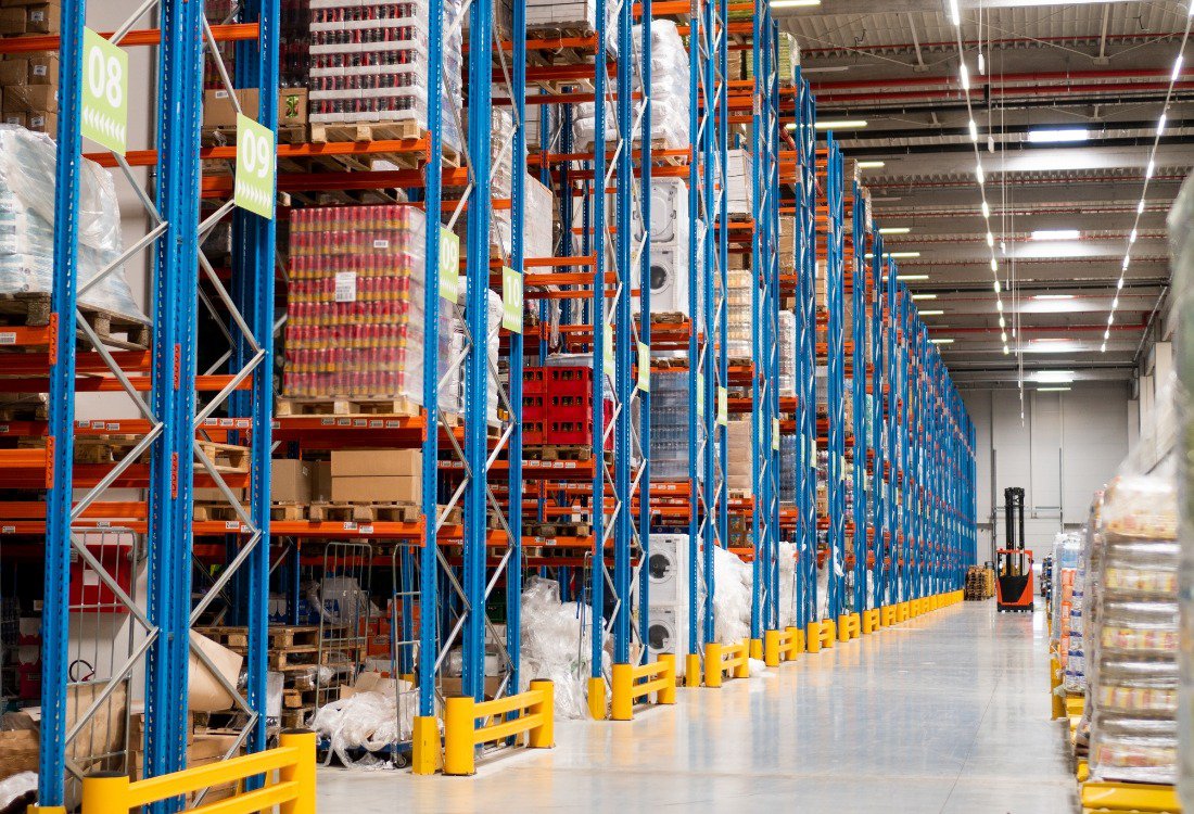 Maximising Efficiency The Advantages of Epoxy Flooring for Warehouses cover