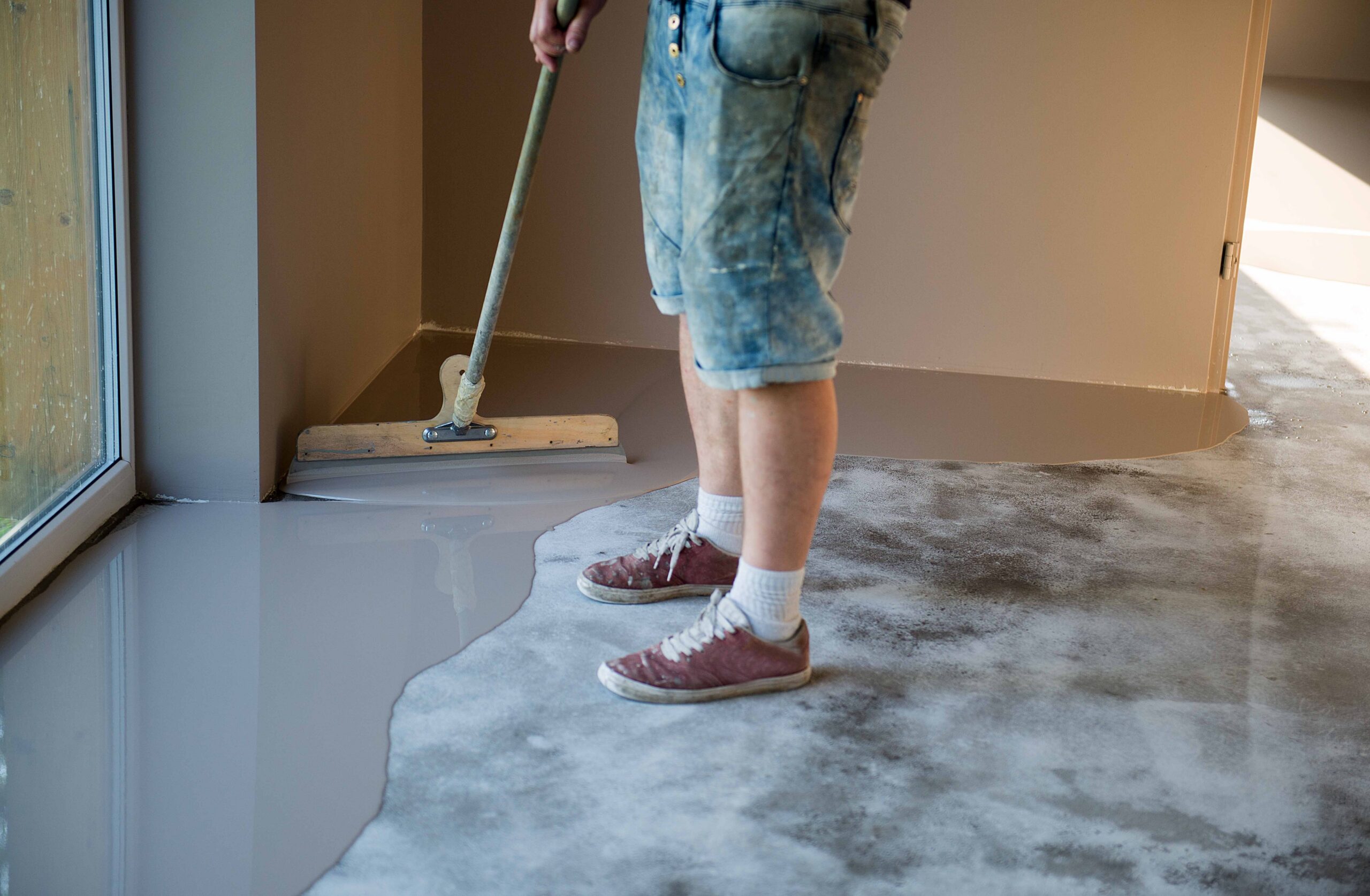 Working dog kennel with durable epoxy flooring designed to provide hygiene, grip and comfort for security and detection dogs.